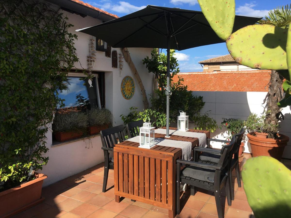 La Terrazza Sui Tetti Bed & Breakfast เซนีกัลเลีย ภายนอก รูปภาพ