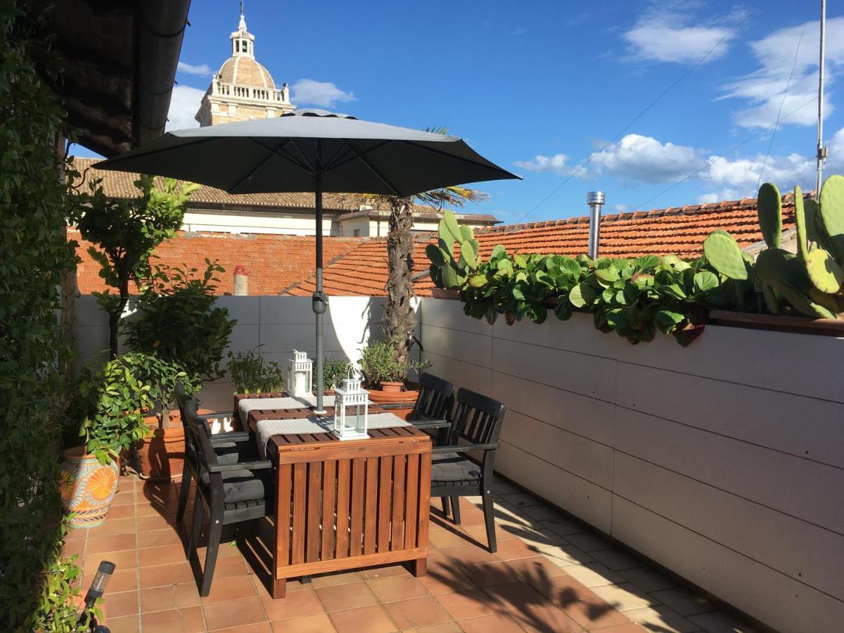La Terrazza Sui Tetti Bed & Breakfast เซนีกัลเลีย ภายนอก รูปภาพ